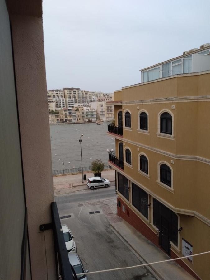 Seafront Akwador Hotel Marsaskala Exterior photo